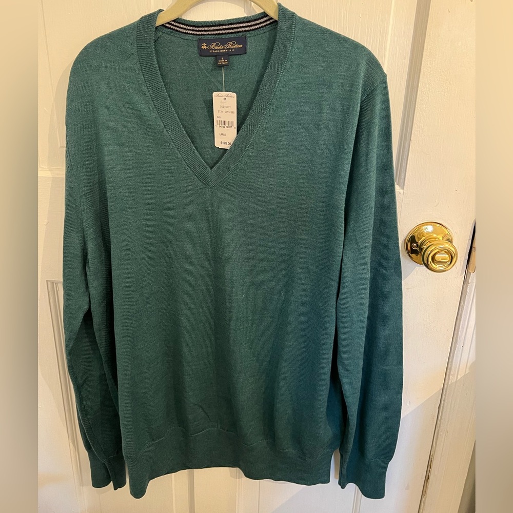 Brooks Brothers Merino Wool V-Neck Sweater